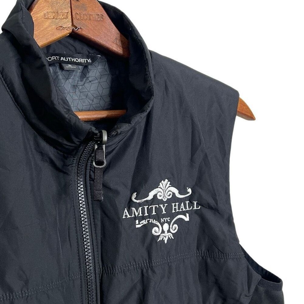 Port Authority NWOT Amity Hall NYC Full Zip Mock Neck Puffer Vest Black Small - Picture 4 of 9